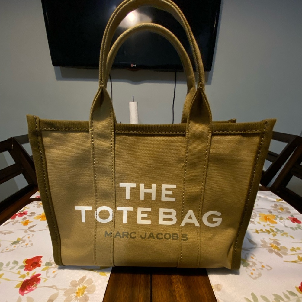 Marc Jacob’s Medium Slate Green Tote Bag